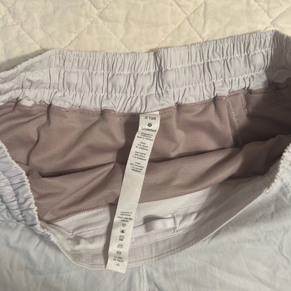 Lululemon White Hotty Hot Shorts - Picture 2 of 6